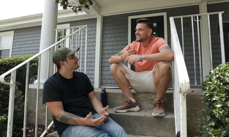 In-home addiction recovery support meeting at a Connecticut recovery residence